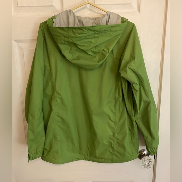 L.L.Bean windbreaker jacket. Bright green, women’s medium. - Picture 3 of 11
